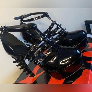 Show Story 5” Spiked Heels